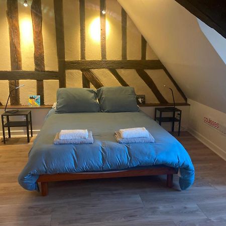 Apartamento Le Backstage Bourges Exterior foto
